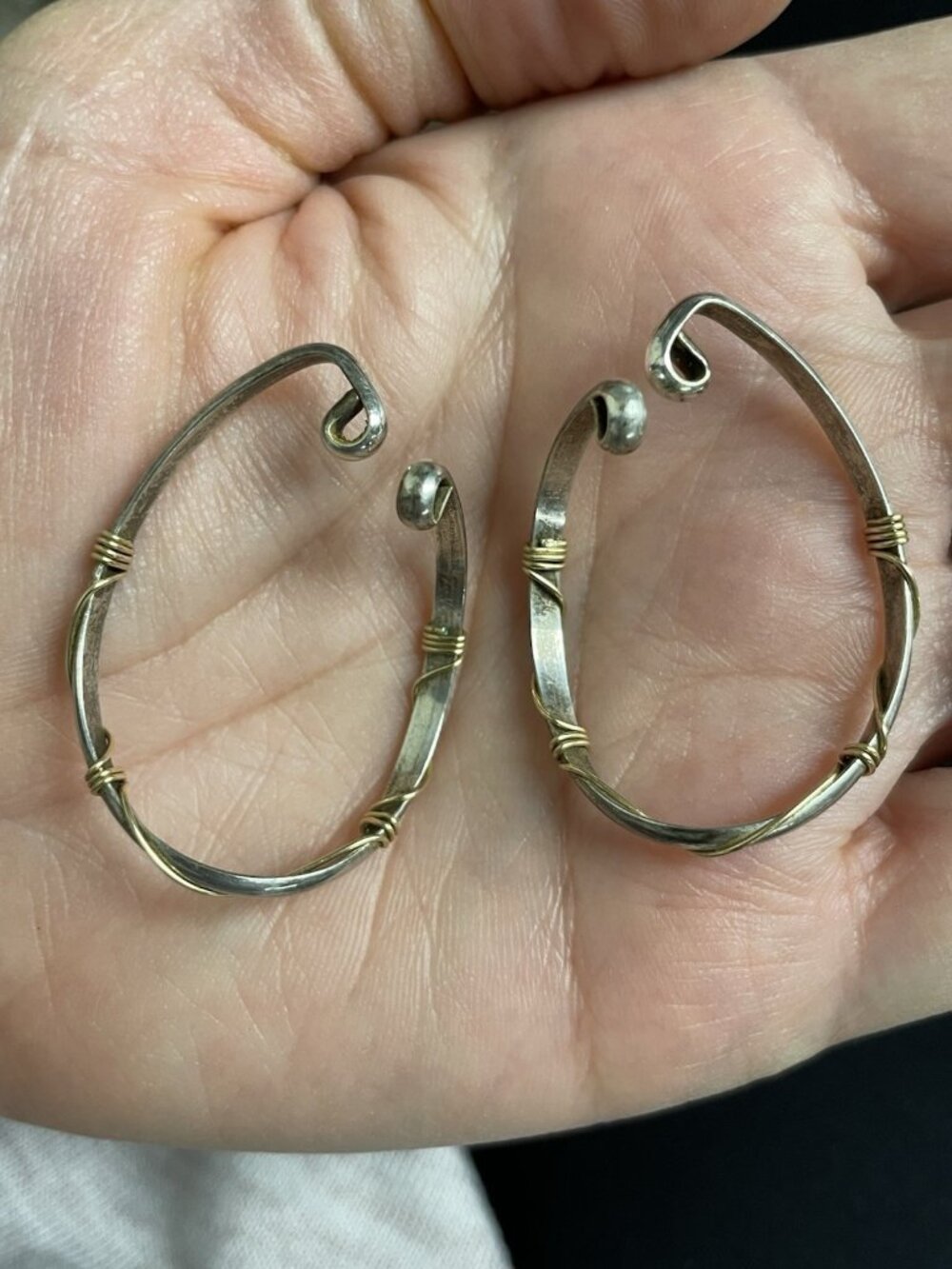 Vintage BARBARA BARNETT Sterling Silver Wire Wrapped Hoop HOOKER Earrings Signed - Picture 9 of 10